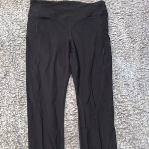 Black leggings with pockets